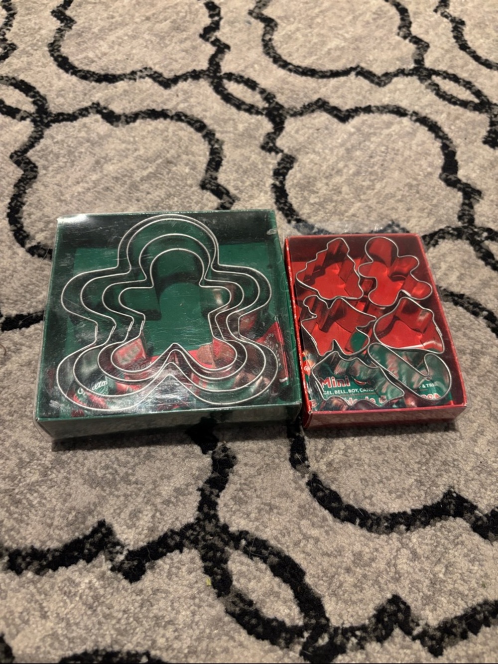 Gingerbread & Holiday Cookie Cutter Set - Red and Green
